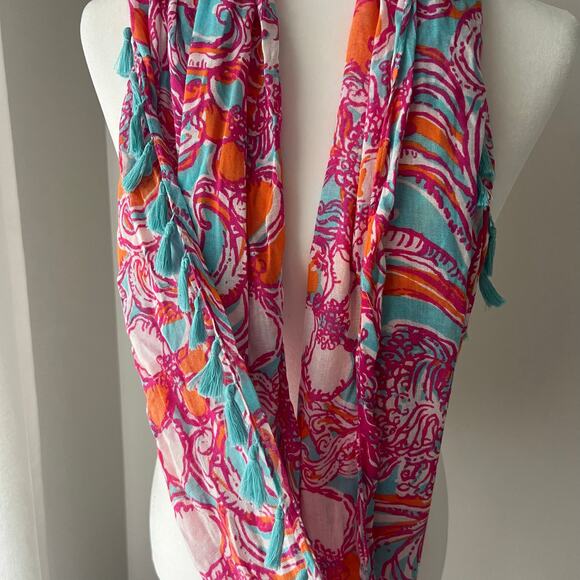 Lilly Pulitzer Scarf - Picture 3 of 4